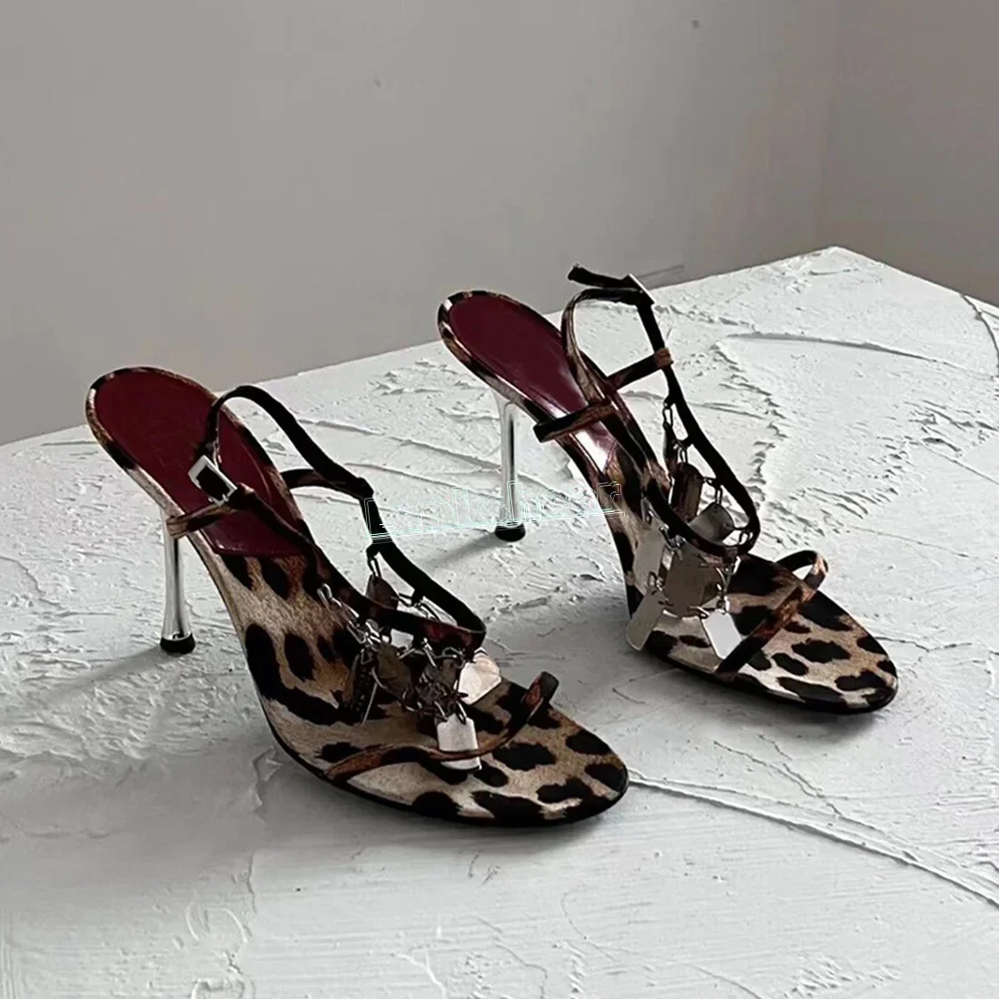 Leopard Print Metal Heels Vintage Sandals Silver Sequins Round Open Toe Ankle Strap Buckle Summer Sexy Shoe Slingback 2024 New
