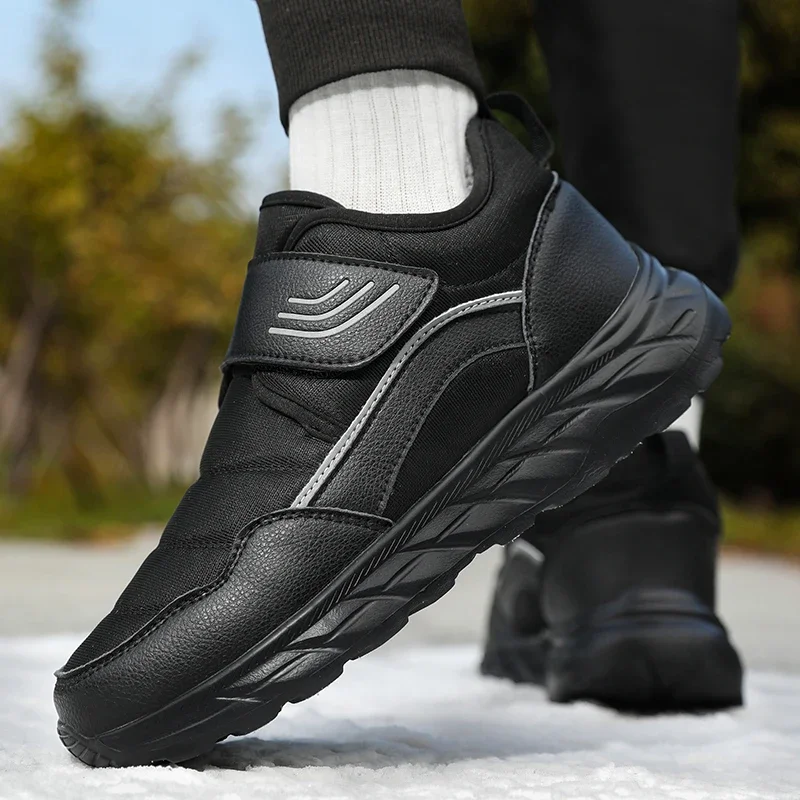 Winter Men Wide Toe Casual Sneakers Warm Plush Men's Diabetic Shoes for Elder Orthopedics Feet Swollen Adjustable Walking Shoes