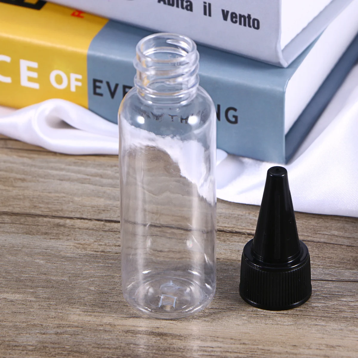 

12Pcs Hair Coloring Bottles Clear Plastic Durable Pointed Mouth Hair Dye Container for Salon and Home Use