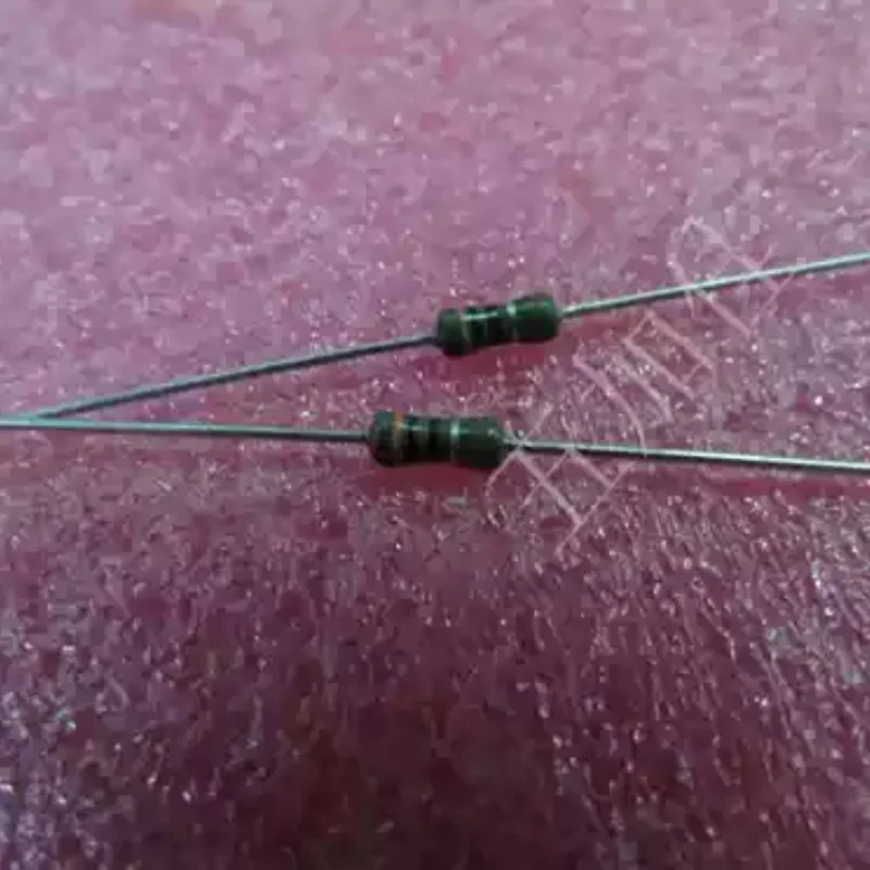10-100pcs imported original SMA0207 3R 3 Euro 1/4W 0.6W 1% metal film resistor