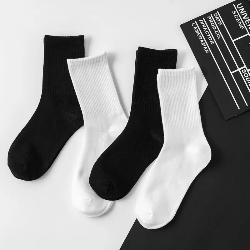 6 Pairs Middle Tube Socks For Men Solid Colour In White and Black Streetwear Harajuku Fashion Breathable and Casual Socks