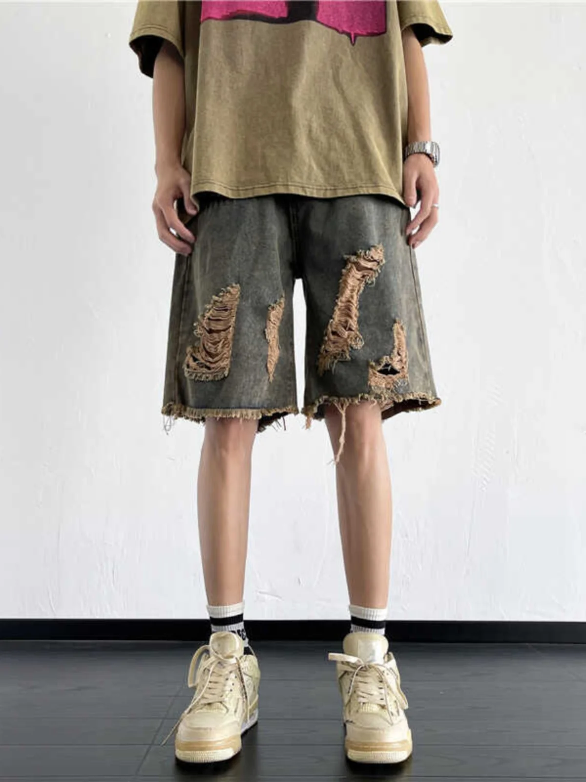 

Washed Vintage Men's Denim Shorts Summer Casual Hole Ripped Straight Leg Loose Fit Jeans Youth Trendy Street Style Five Inches