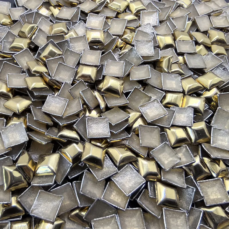 Borchie quadrate in metallo Indumento Hotfix Strass Scarpe Punk Rivetto color metallo 144 pezzi Perline termoadesive Accessori artigianali