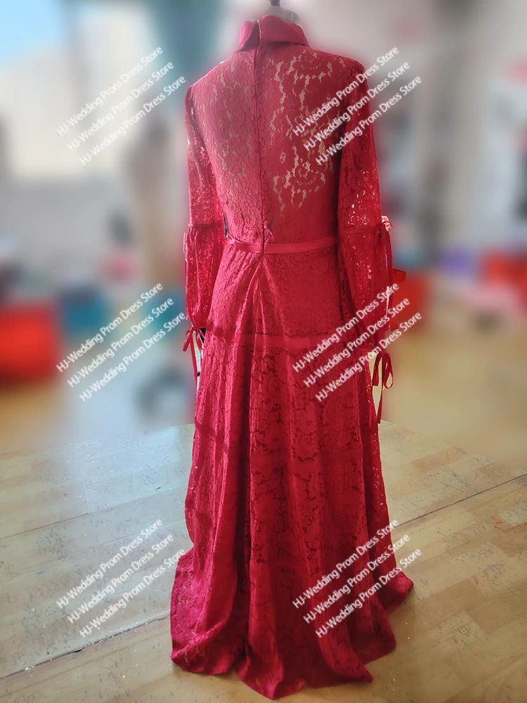 Elegant Red คอยาว A-Line แขนยาว Ruched ผู้หญิงลูกไม้แม่ของเจ้าสาวเจ้าบ่าวชุด Gowns อย่างเป็นทางการ