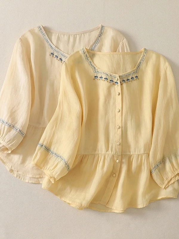 

Elegant Embroidered Blouse Women's Loose Fit Bubble Sleeve Shirt Square Collar Slimming Top French Style Casual Wear