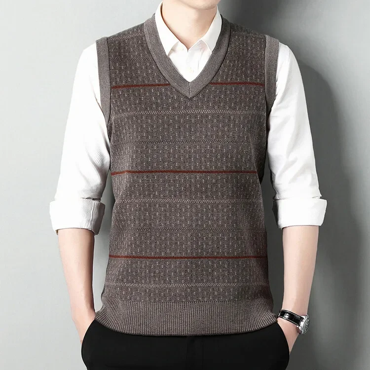 Warm Autumn, 2024 Fashionable Sweater Vest, Showcasing Men's Charm!