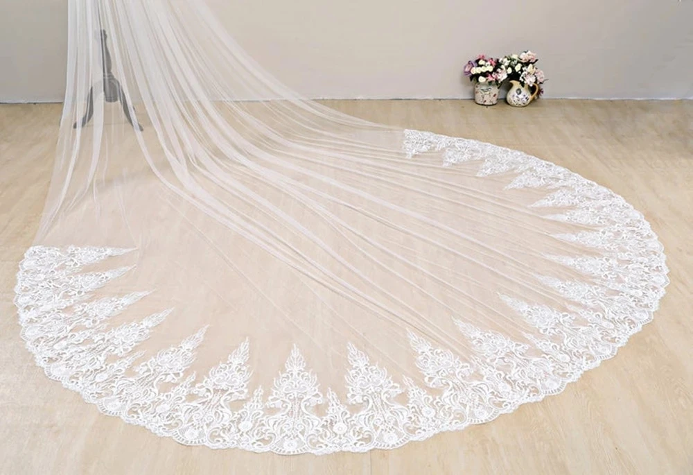 White Ivory 3M 4M 5M Long Edge Lace Wedding Veil One Layer Tulle Bridal Veil with Comb Wedding Accessories