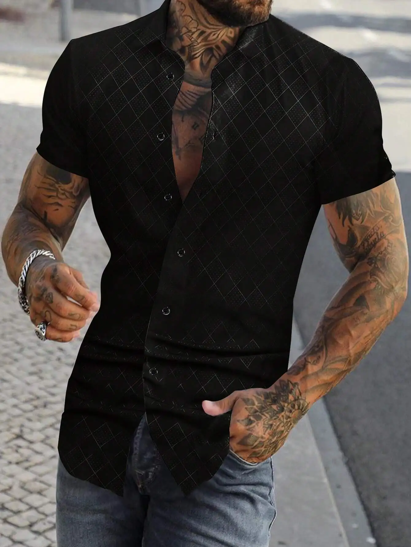 

Men's Black Short Sleeve Button-Up Shirt with Subtle Diamond Pattern, Casual Fit
