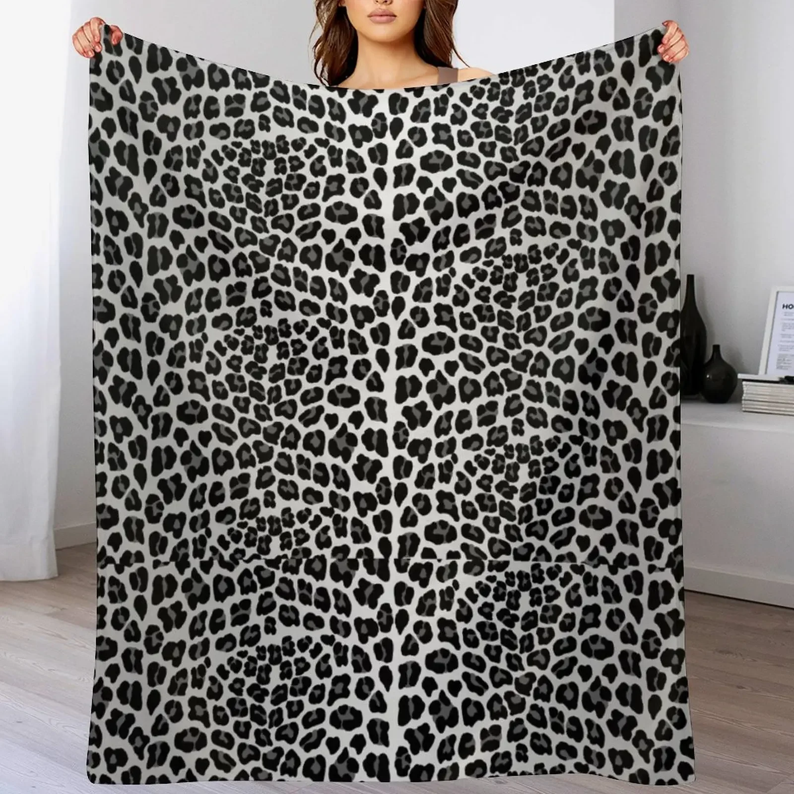 

Snow Leopard print Throw Blanket Ultra Plush Cozy Blanket for Napping Sleeping