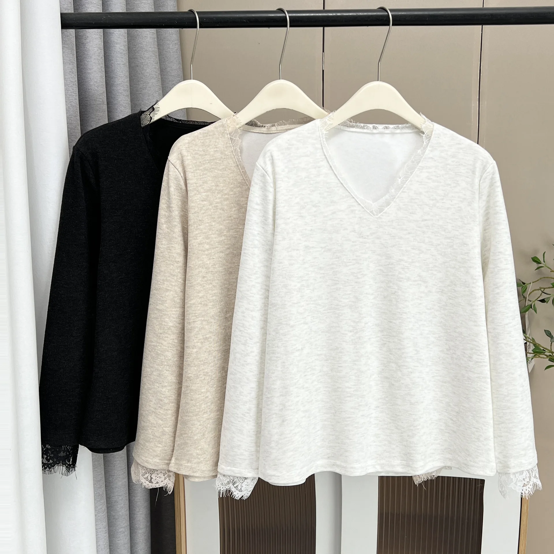 XXXXL موضة حجم كبير ملابس النساء تي شيرت 2025 الخريف/الشتاء جديد أنيق الدانتيل الخامس الرقبة نحى كم طويل قاعدة القمم 111 #5