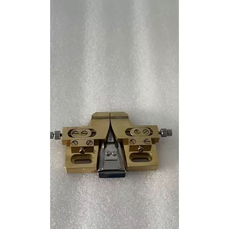 Double needle jerk, double needle pulling cylinder for cap, hat making tool, copper horn making tool, copper pulling cylinder