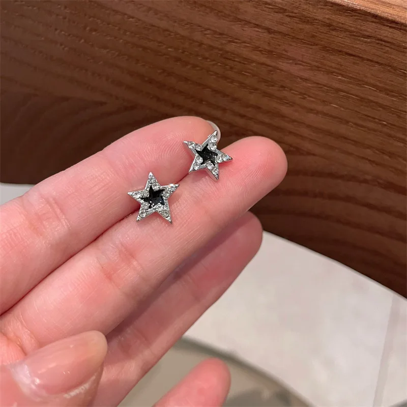 New Japanese and Korean Zircon Five-pointed Star Spiral Earrings