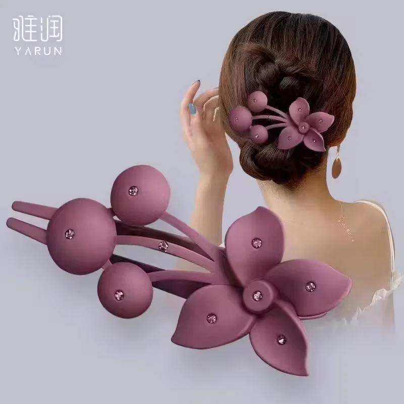 Hair Clips Fashion Matte Black Hair Claw Clips Non-Slip Hair Clamps Grab Elegant Hair Accessories Gentle Back Spoon