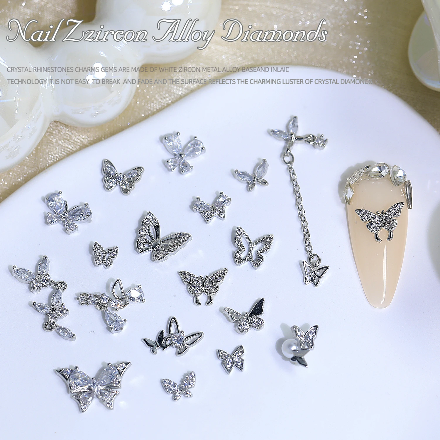 Bling Silver Butterflies Encantos para Nail Art Decoração, Liga Manicure Acessórios, 3D Nails Design, DIY Cristais Jóias, 2Pcs