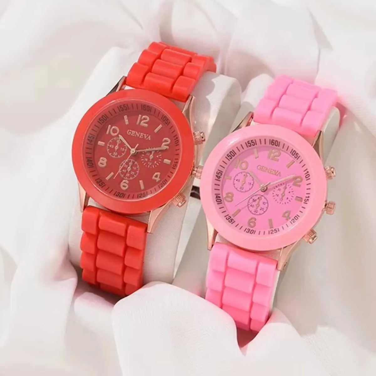 2pcs-Luxury Women's Watch Set Fashion Luxury Elegant Alloy Wristwatch Silicone Strap Couple Watch Men Quartz Holiday Gifts view 2