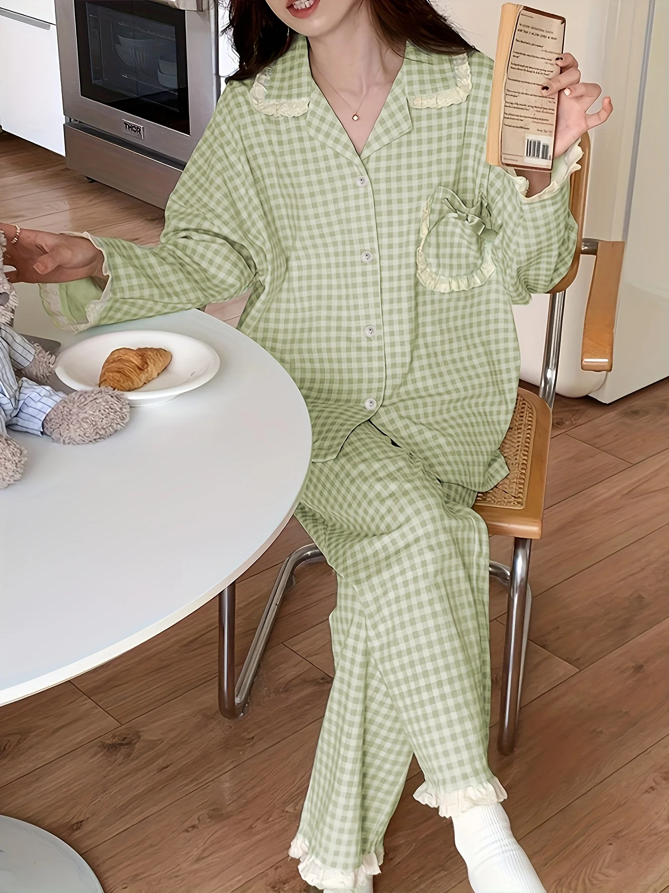 

2025 New Women's High-Value Pajama Set | Best-Selling Long-Sleeve Outdoor-Ready Loungewear