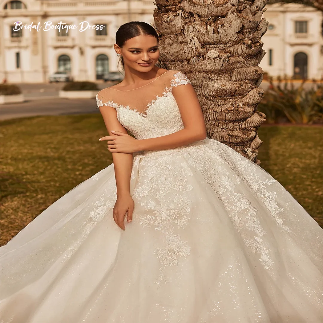 Lindo vestido de baile personalizado, vestidos de casamento, vestido de noiva transparente, gola redonda, apliques, trem de varredura, glitter, vestidos de noiva