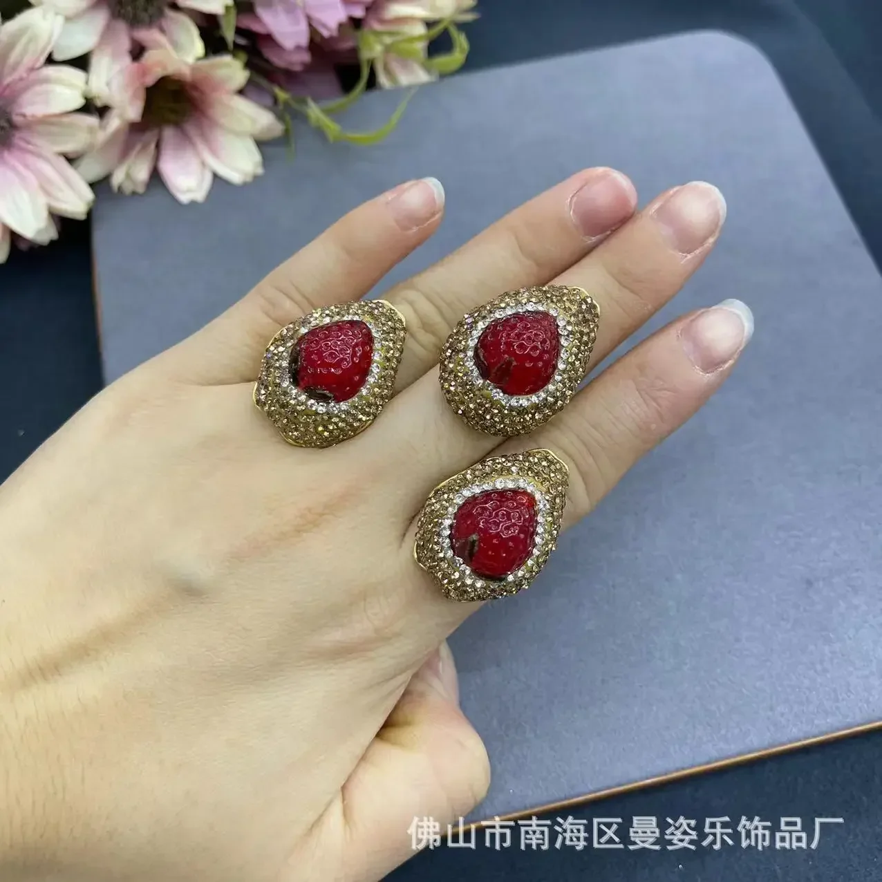 Glazed strawberry live ring fashion jewelry Douyin hot-selling 18K real gold color-preserving electroplating jewelry accessories