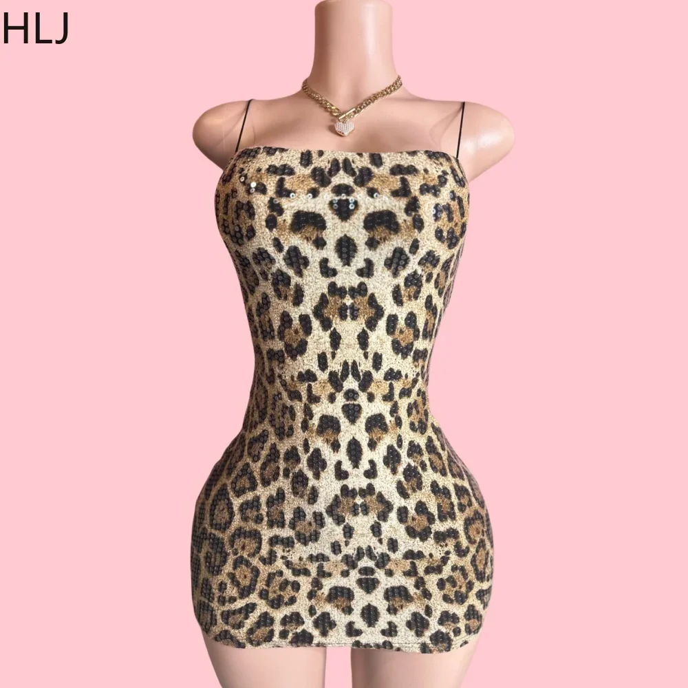 

HLJ&GG Sexy Leopard Sequin Bodycon Spaghetti Strap Dresses Women Sleeveless Backless Slim Party Club Vestidos Fashion Clothing