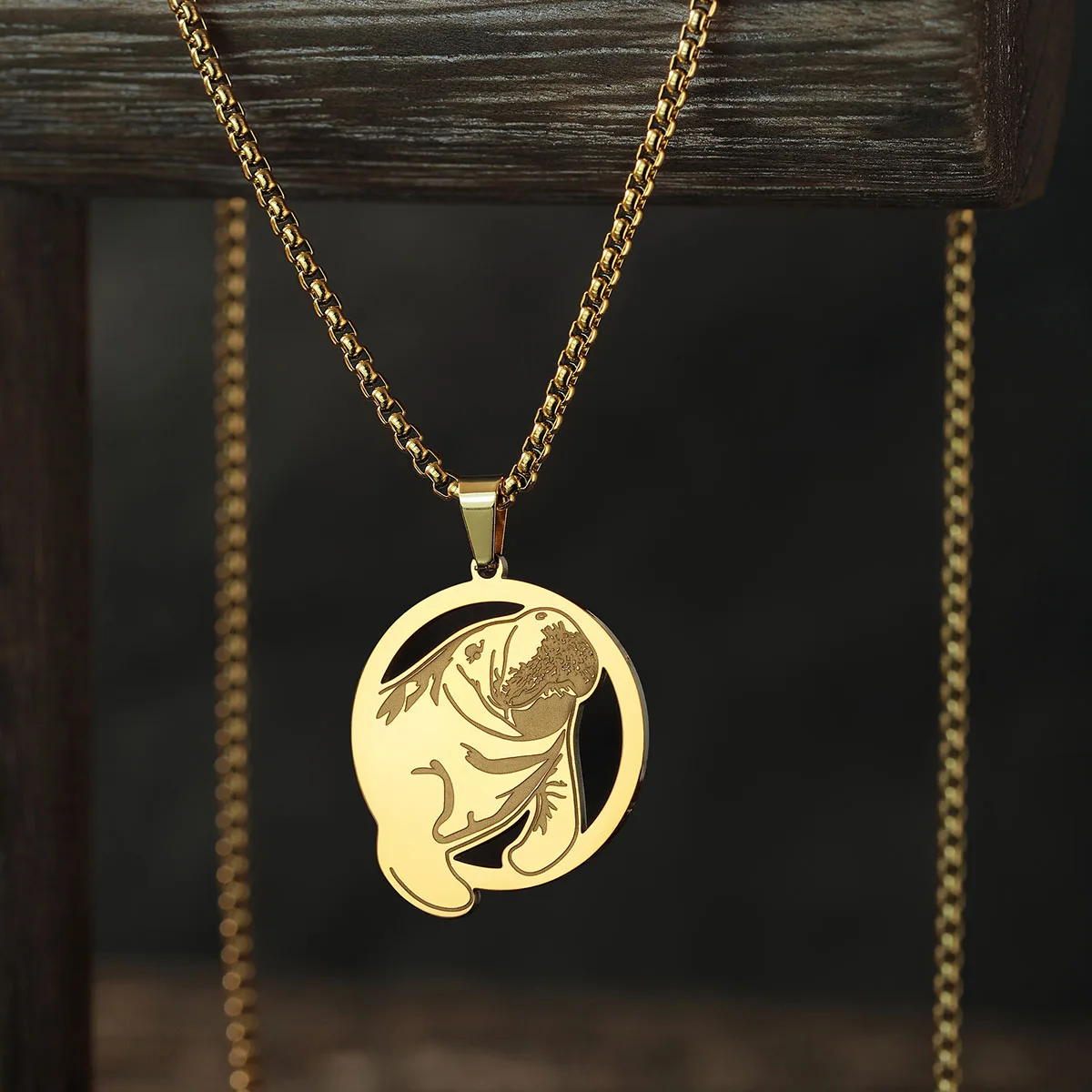 CHENGXUN Manatee Face Pendant Necklace for Women Men Jewelry Accessories Cute Sea Cow Neck Chain Necklace Birthday Gifts