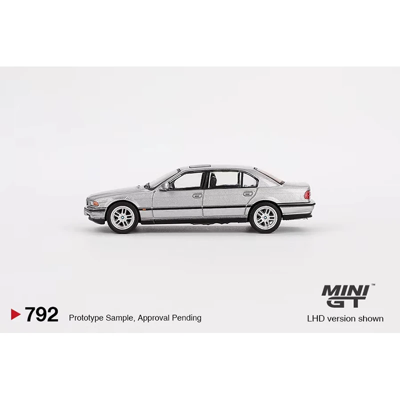 PreSale MINIGT 792 1:64 750IL Aspen Silver Metallic Diecast Model Collection Toys