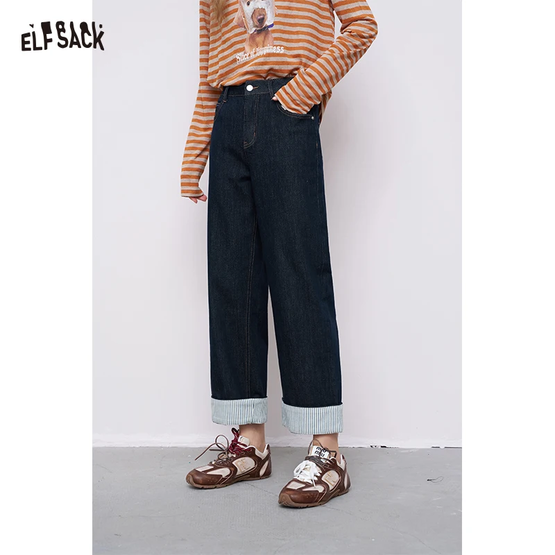 ELFSACK 2025 ฤดูใบไม้ร่วง คอลเลคชั่นใหม่ กางเกงยีนส์ทรงวินเทจสไตล์อเมริกัน ขาบาน แต่งขอบเอวสูง ช่วยให้ดูผอมเพรียว สำหรับผู้หญิง