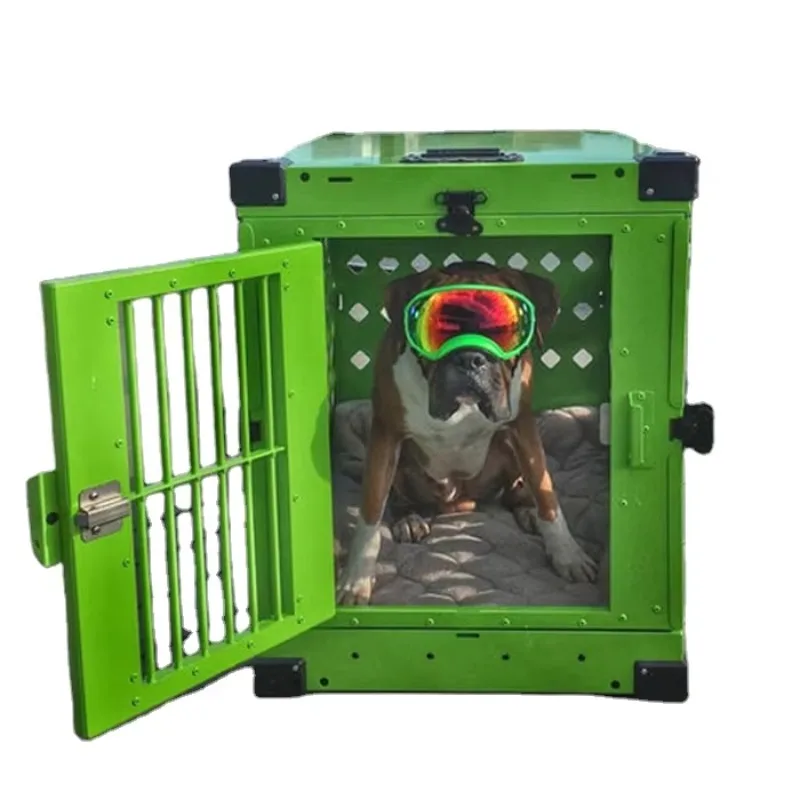 Factory Luxury Green Foldable Car Travel Crates For Dogs