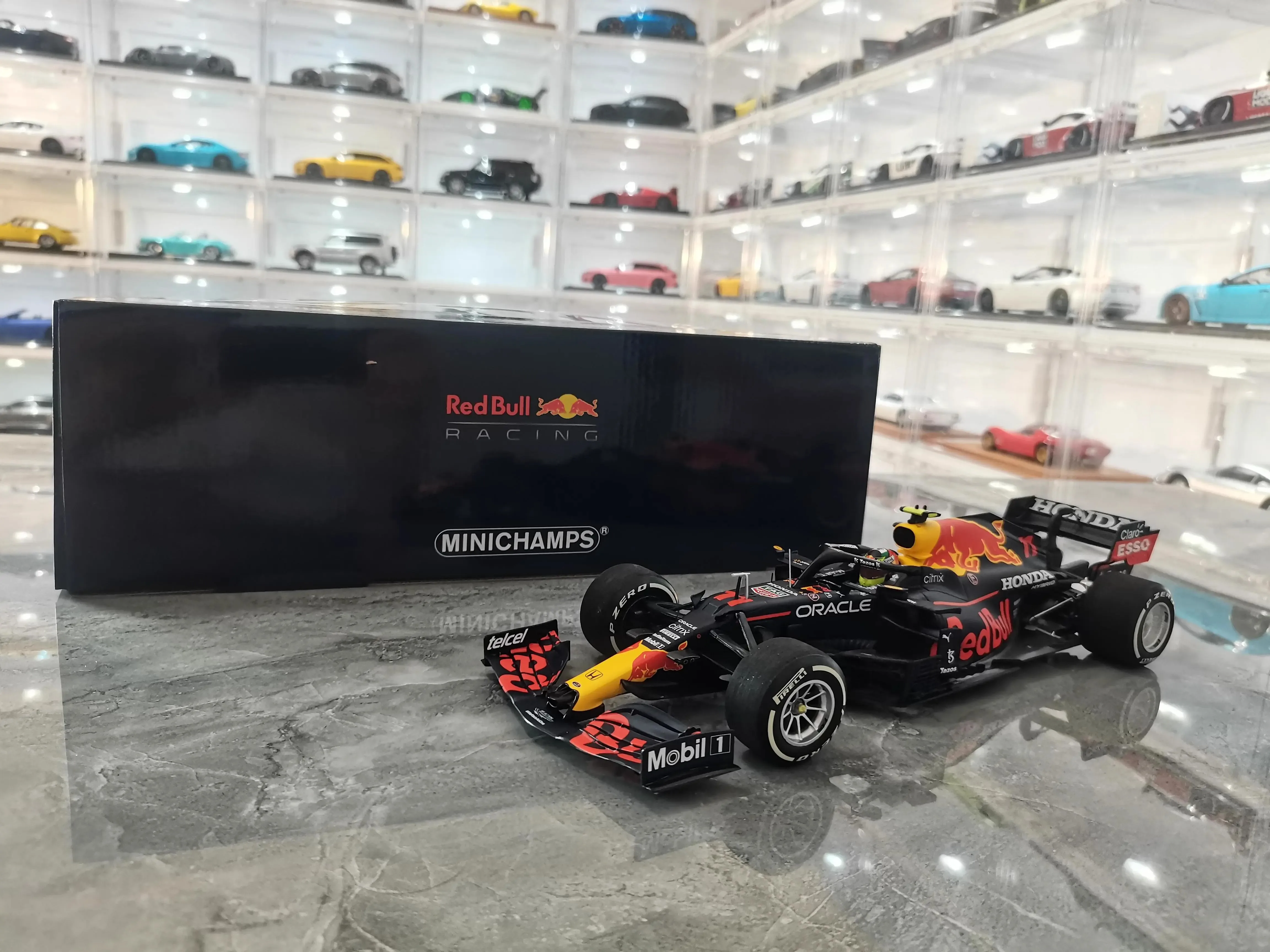 1:18 Minichamps F1 Car Model Red Bull 2022 Monaco Sergio Perez Rb18 #11 Collectible Children Toys Checo F1 Car Birthday Gift