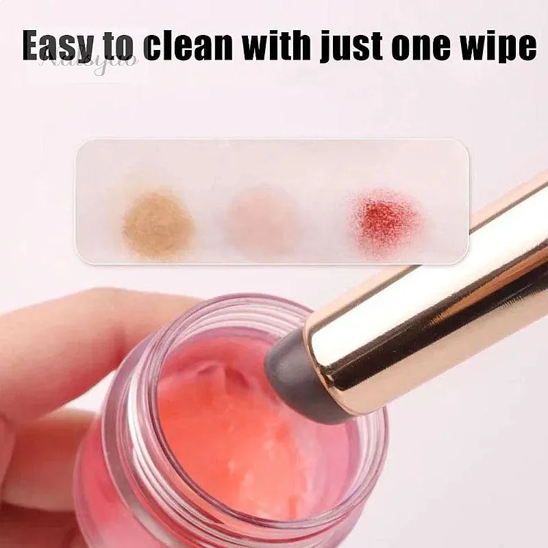 Wholesale Silicone Lip Brush With Cover Cap Concealer Brush Soft Fingertip Like Lipstick Makeup Brushes Round Head No Broken