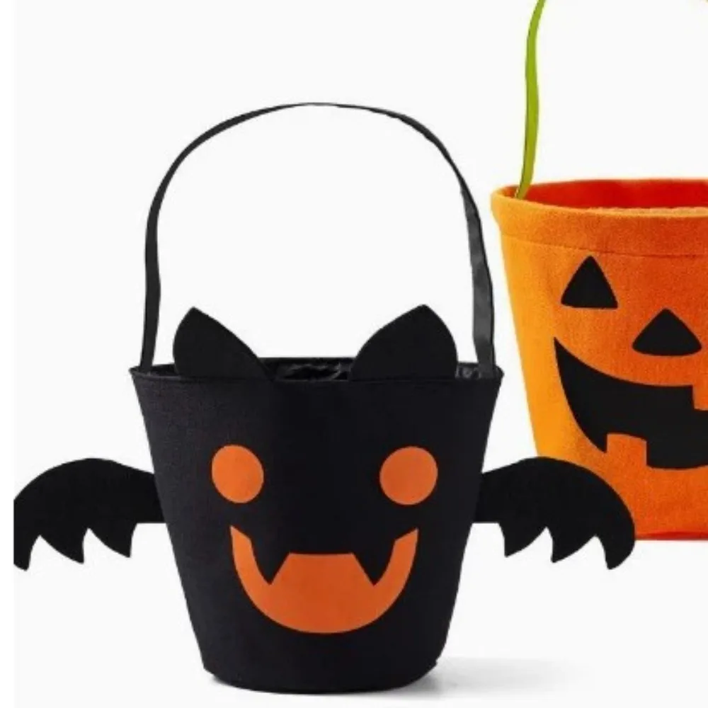 Halloween Pumpkin Candy Basket with Green Handle, Orange Felt Trick or Treat Bucket for Party Favors and Home Decor