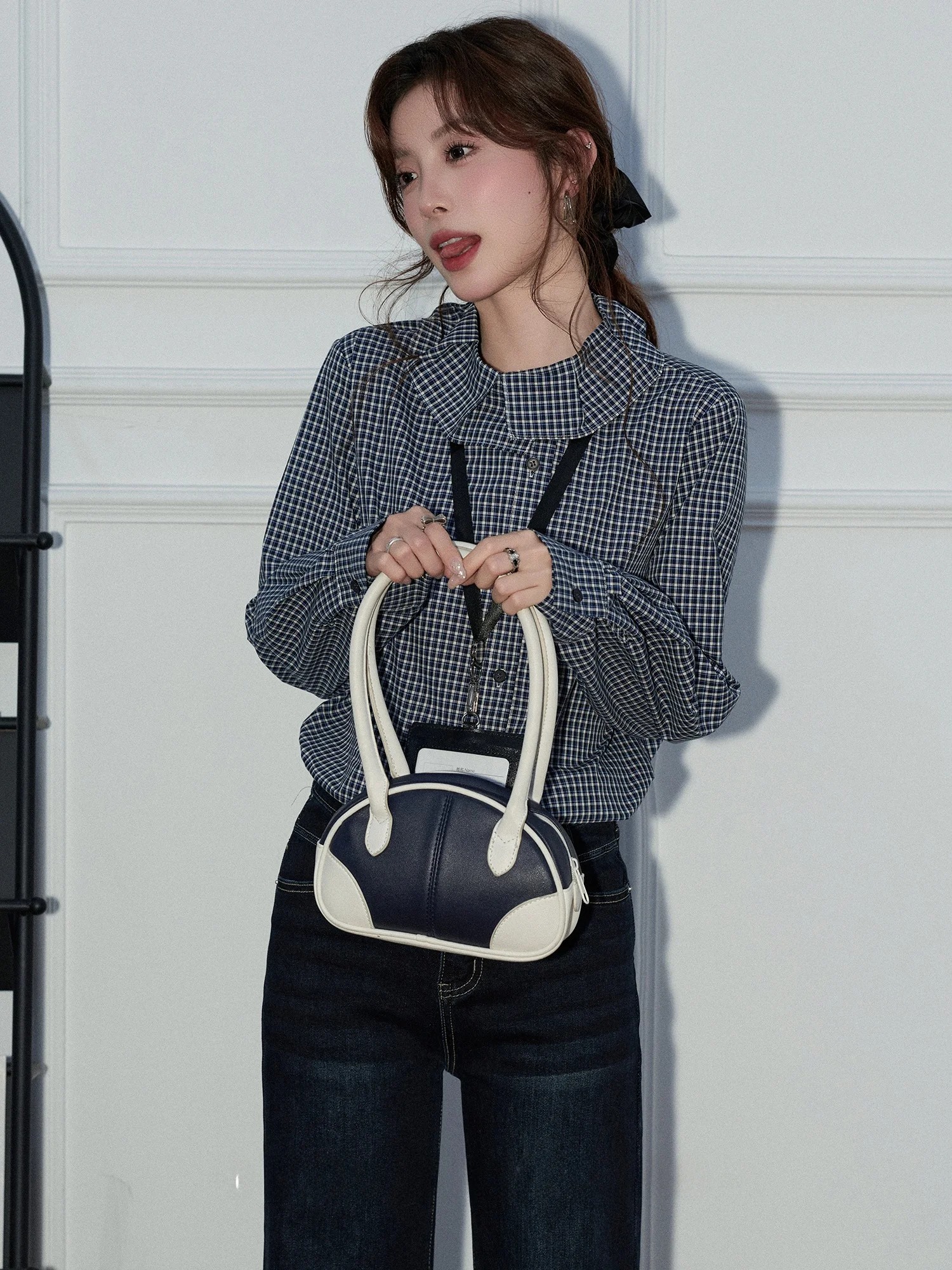 

Mii Xiao Ke Vintage Ruffle Plaid Long Sve Women's irt Spring Turn Collar Loose High-End College Sle Top Breathable Ski...