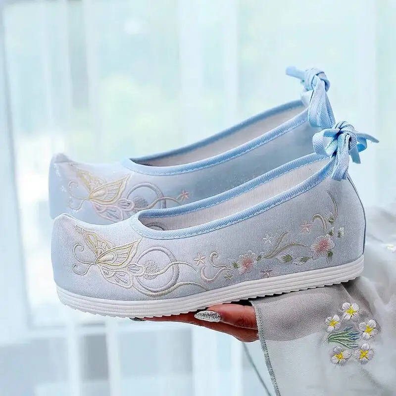 Elevated Traditional Chinese Costume Women's Shoes Embroidered Spring Summer Original Match Ancient Style Beijing Shoes