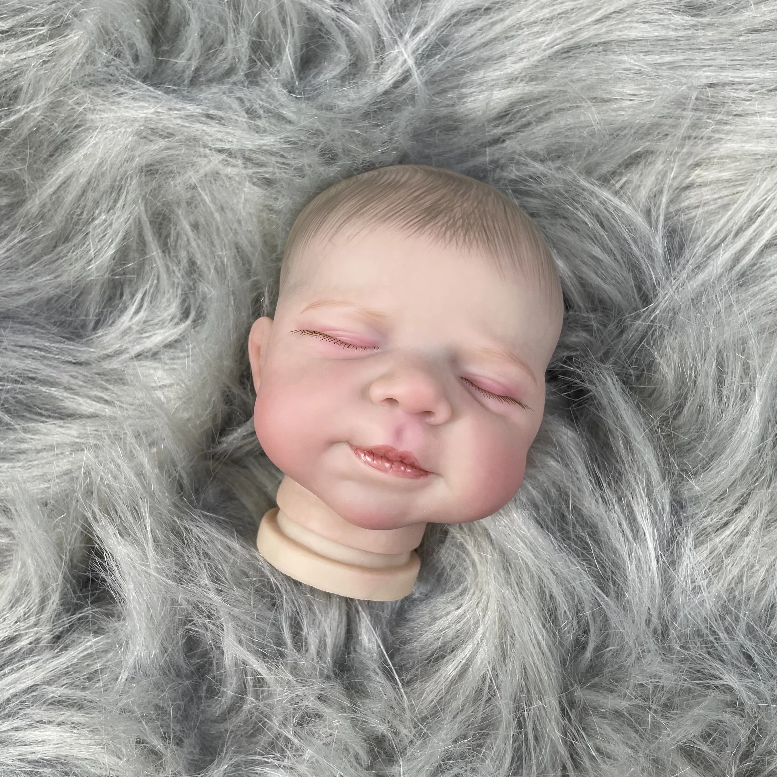 Kit de muñeco realista de vinilo ya pintado de 18 pulgadas, piezas de muñeca de piel pintadas en 3D de tacto suave realista Pascale con cuerpo de tela