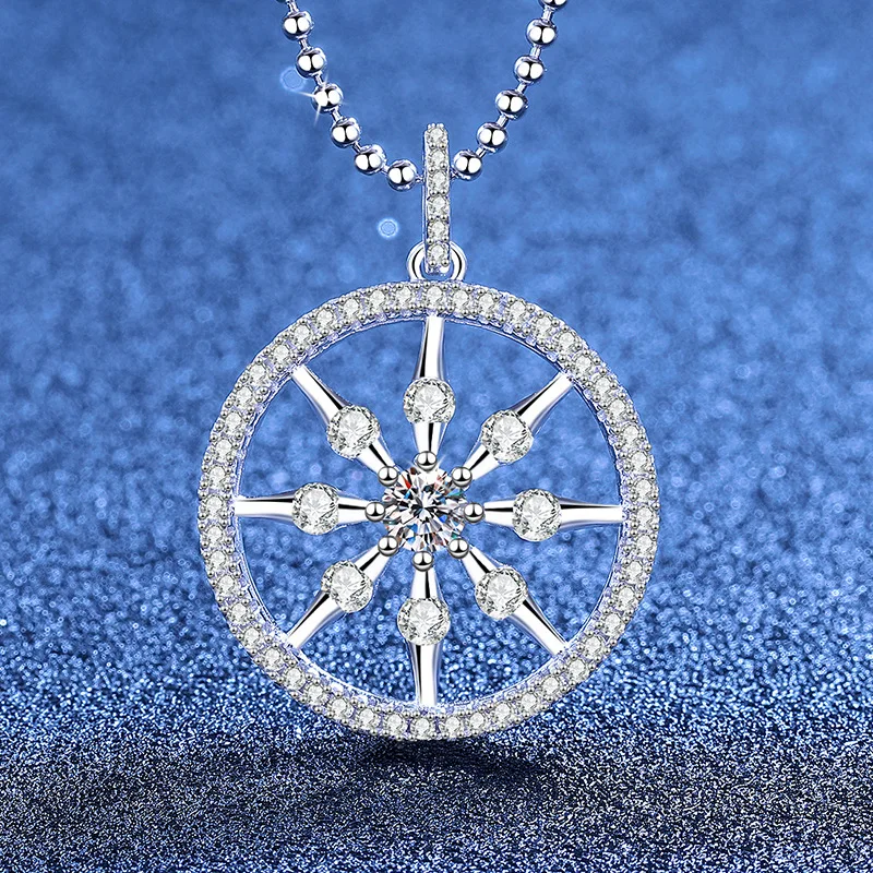 Platinum PT95018k Gold Moissanite Necklace Sweater Pendant European and American Personalized Compass Rudder Pendant