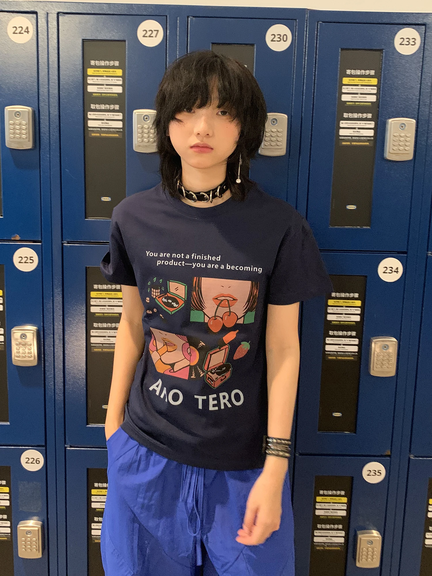 

Женская футболка в американском стиле с коротким рукавом, ретро-дизайн, с принтом на плечах, повседневная, из хлопка, с круглым вырезом, для женщин.