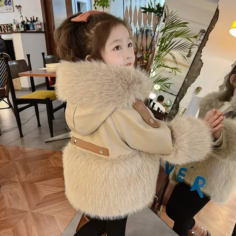 Girls\' Autumn and Winter Coat 2024 New Baby Winter Foreign Style Fleece Leather Jacket Children\'s Top Little Girl Fur