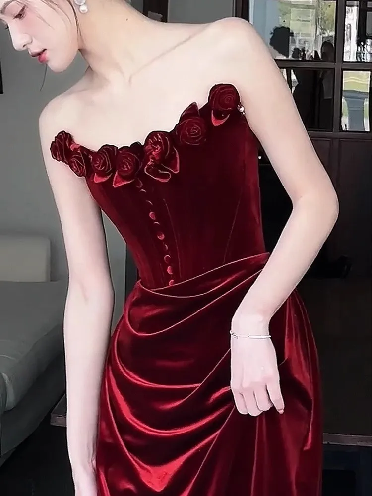 |High Quality Toast Dress Bride Engagement off-Shoulder Red Velvet Tube Top For Women·