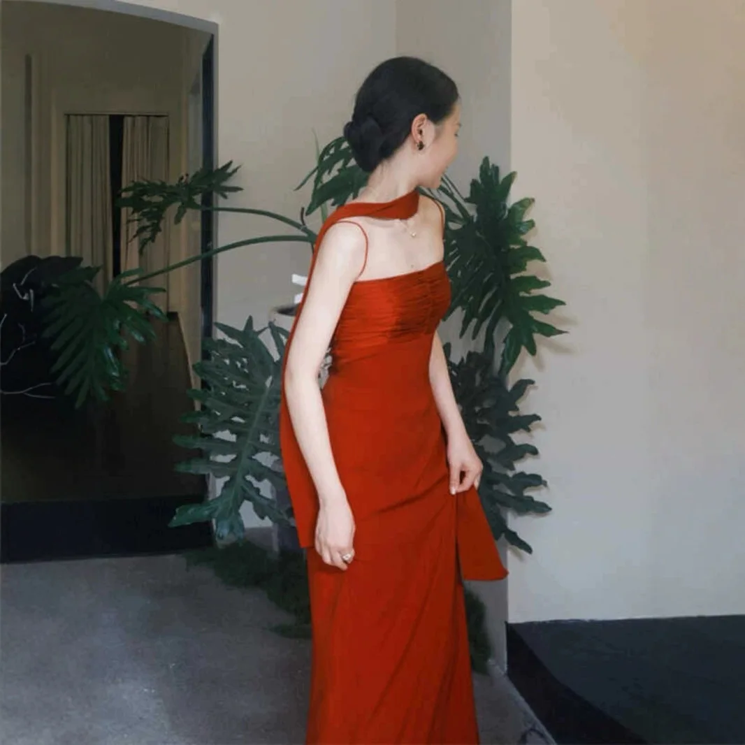 

Red Bridal Morning Robe Light Dress with Strap Engagement Wedding Dress Casual Wear High Waist Line Acetate Fabric