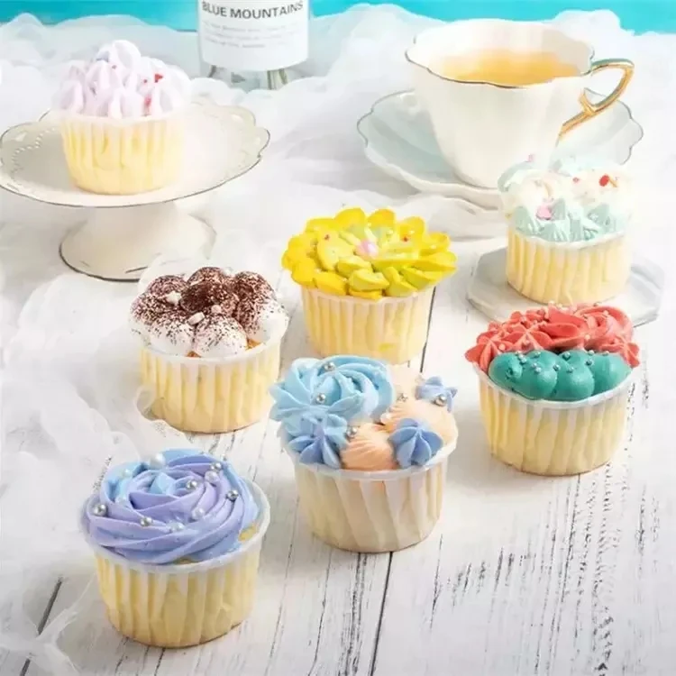 220 Pieces Plastic Baking Cake Accessories Tools Set Cake Buttercream Basics Decoration Nozzle Turntable Spatula