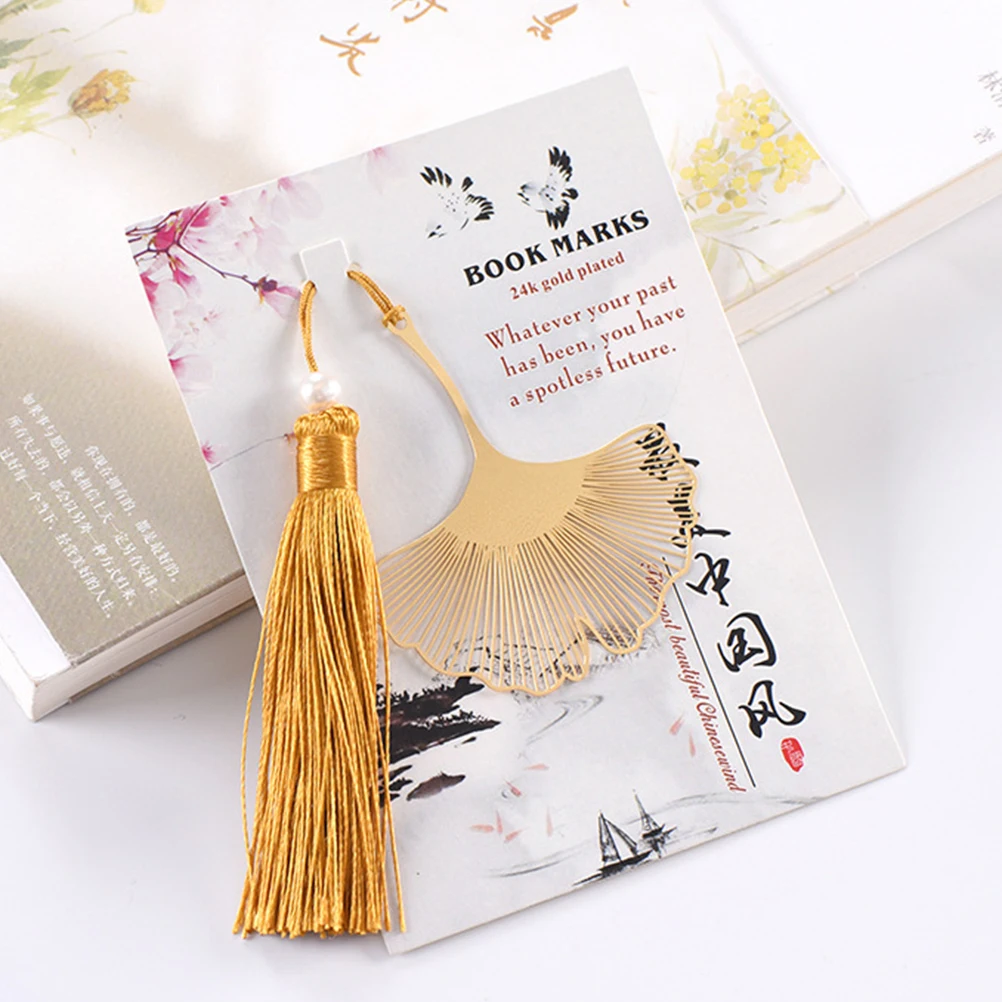 

4Pcs Hollow Ginkgo Leaf Bookmarks Chinese Style Creative Tassel Page Markers Decorative Bookmarks for Readers Students Writers