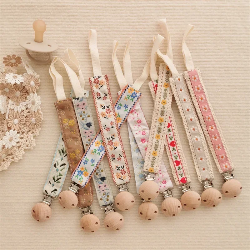 1 Pc Retro Floral Newborn Pacifier Holder for Boy Girl Embroidery European Flower Baby Pacifier Clip Chain Pacifier Accessories