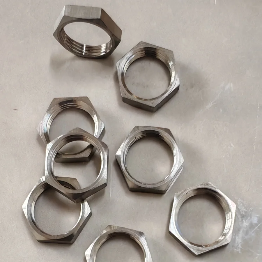 

304 Stainless Steel Lock Nut Fine Pitch Hex Nut M8 M10 M12 M16 M20 M24 M30 Anti-Loosening Fastener Hardware
