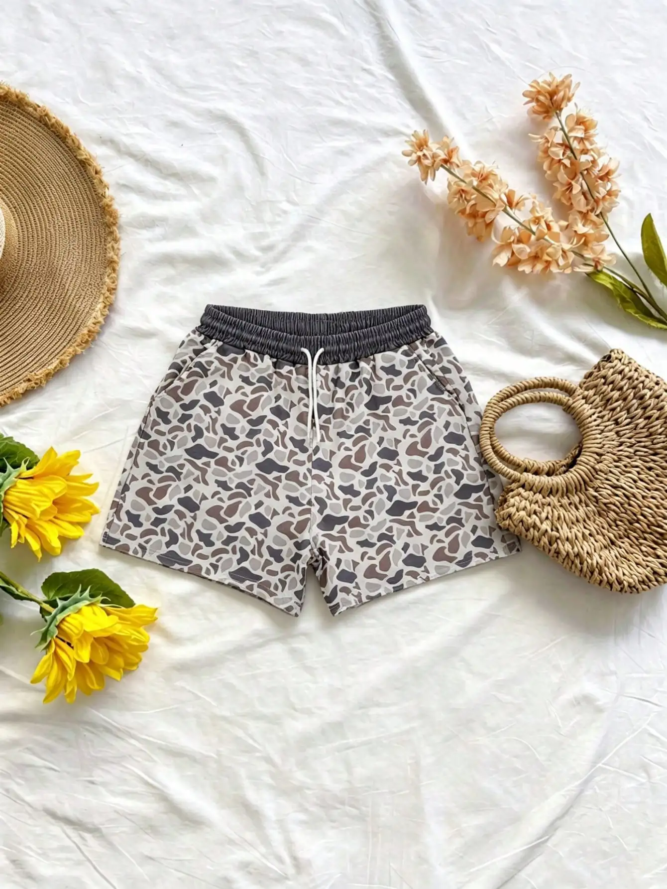 

Y2K Camo Print Elastic Waist Shorts, Women's Casual High Waist Loose Shorts For Summer, Street Style & Loungewear