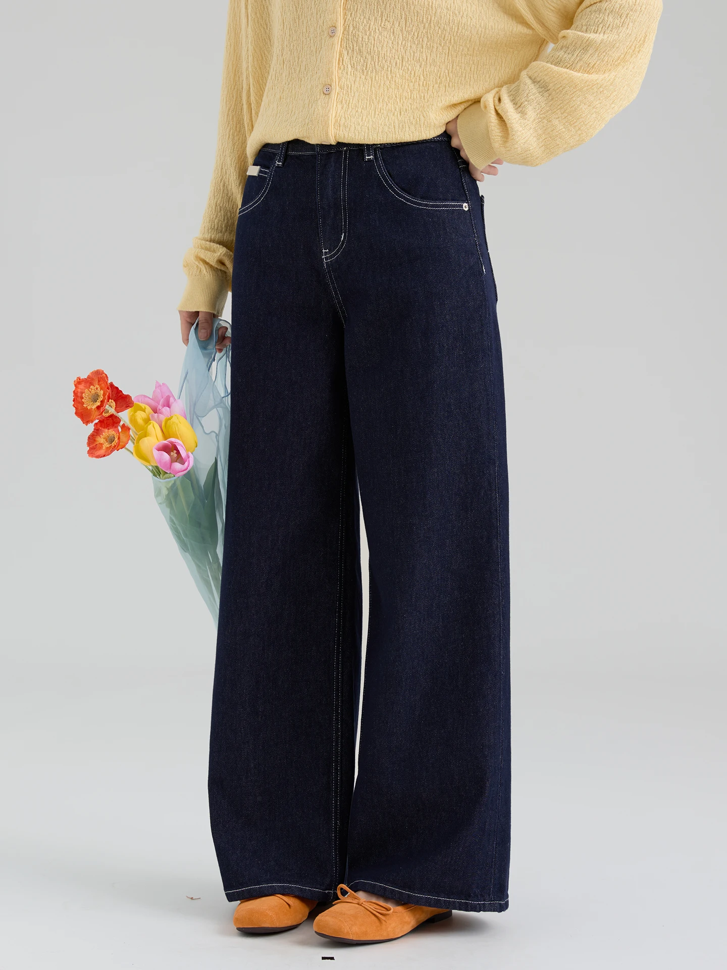 

Spring 2026 Dwind Women's Straight Leg Cotton Jeans Small Leather Tag Casual High Waist Zipper Fly Comfortable Ladies Jeans