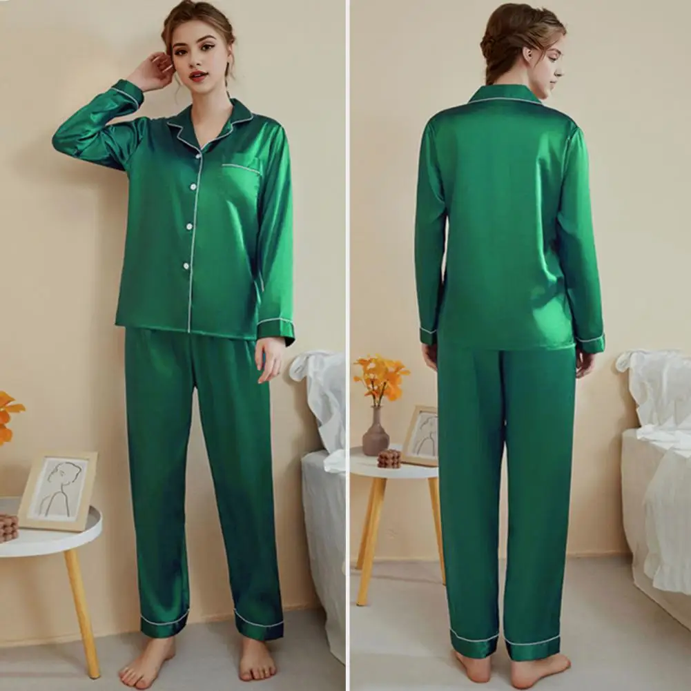 Skin-friendly Christmas Loungewear 2pcs Family Matching Christmas Pajamas Set Solid Color Festive Sleepwear Smooth for Ages