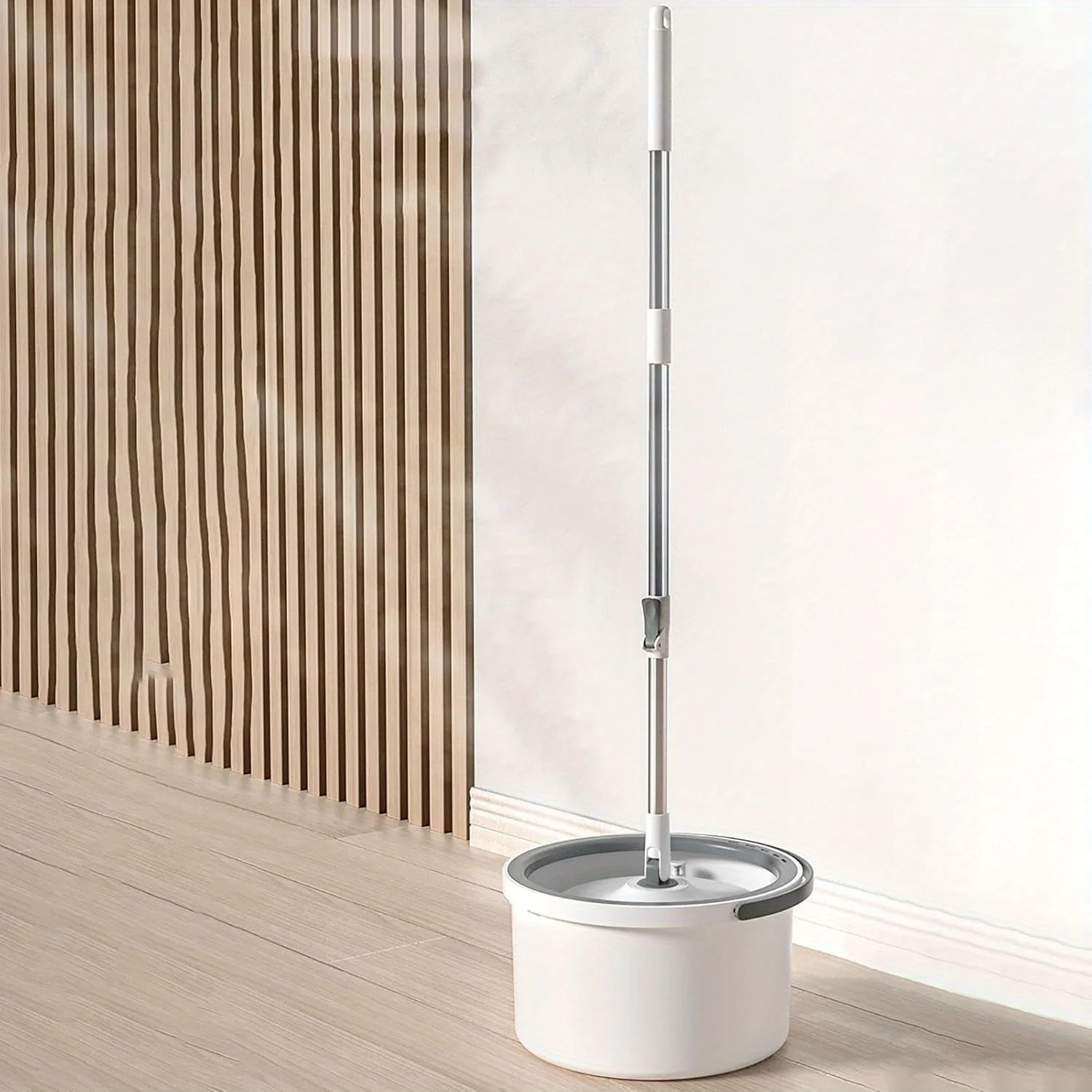 360 °   Juego de fregona giratoria y cubo con escurridor de agua ajustable para limpieza de azulejos, mármol y suelos de madera, suministros de limpieza para el hogar.