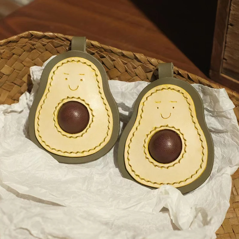 

Avocado original pendant car bag key chain hand-made cowhide lovely gift companion gift bag pendant