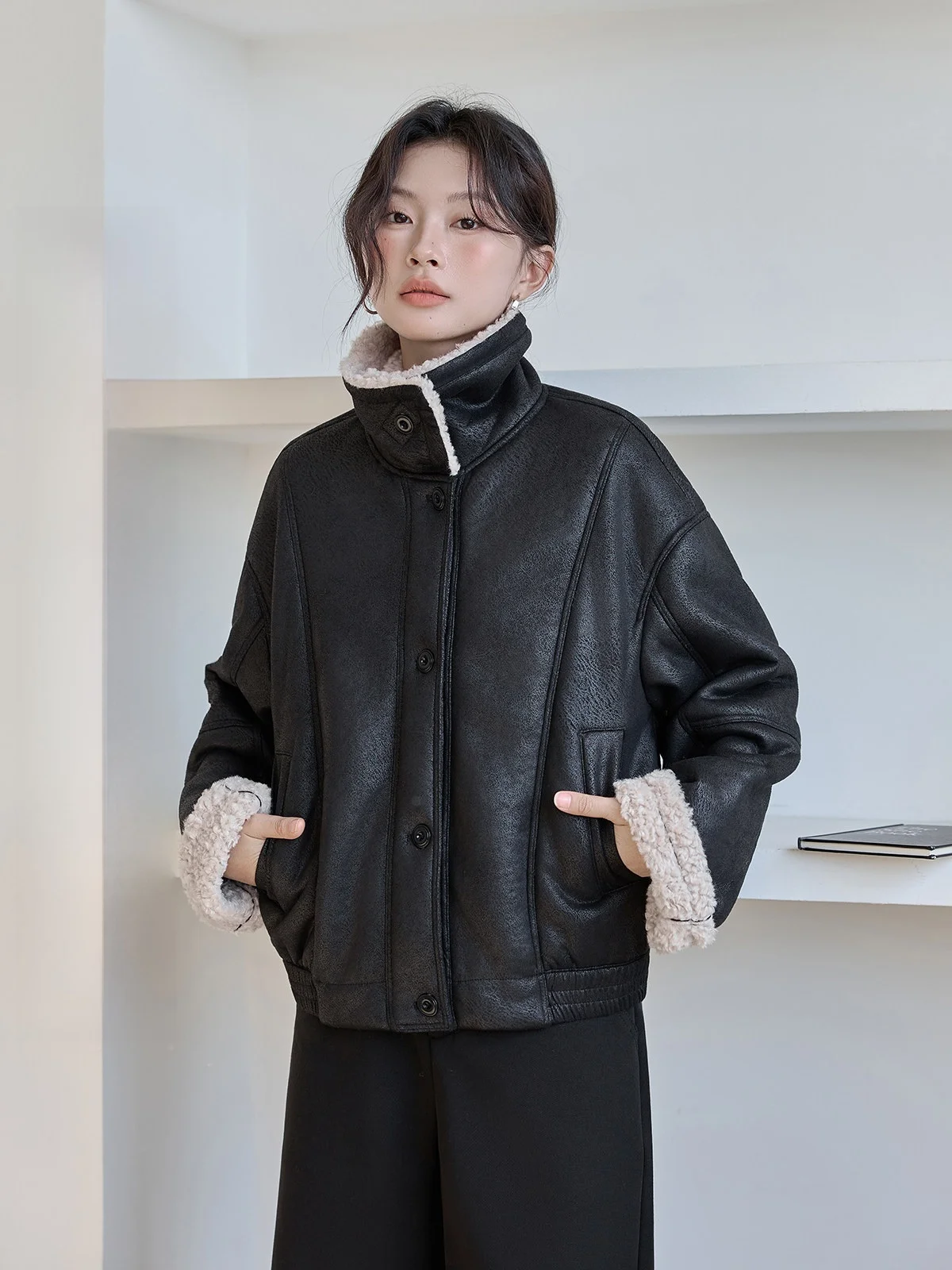 

Пальто женское HuiXi из овечьей шерсти, новинка зимы 2025, винтажное, универсальное, элегантное, для повседневной носки, приталенное, длинное, на пуговицах