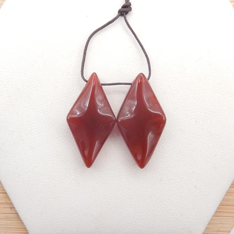 

Оптовая продажа, серьги-ромбы из натурального красного агата, бусины для изготовления ювелирных изделий, модные серьги-серьги «сделай сам», ювелирные изделия из камня 25x13x6 мм, 4,6 г