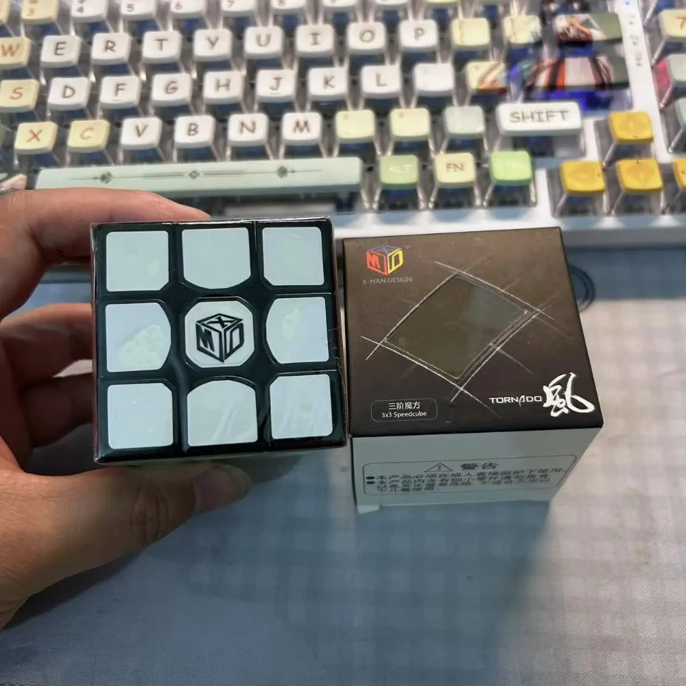 QiYi X-Man Tornado V1 3x3 Cube White Sticker 3x3x3  Version  Magic Speed Cube Pioneer Puzzle Toys